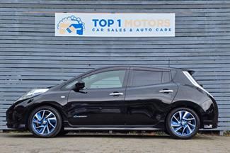 2017 Nissan LEAF - Thumbnail