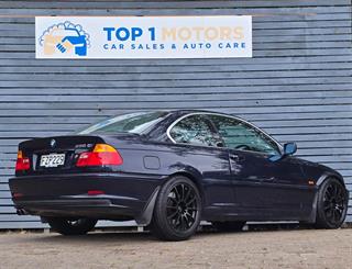 2003 BMW 330ci - Thumbnail