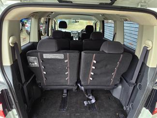 2008 MITSUBISHI Delica - Thumbnail