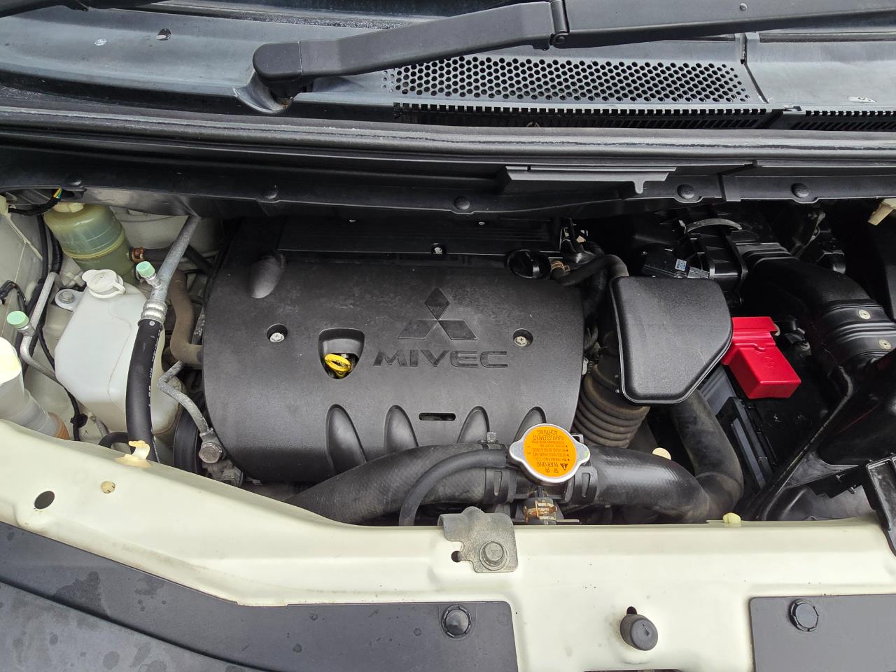 2008 MITSUBISHI Delica