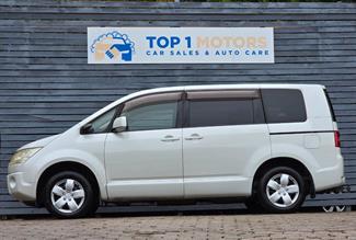 2008 MITSUBISHI Delica - Thumbnail