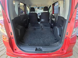 2009 Toyota Ractis - Thumbnail