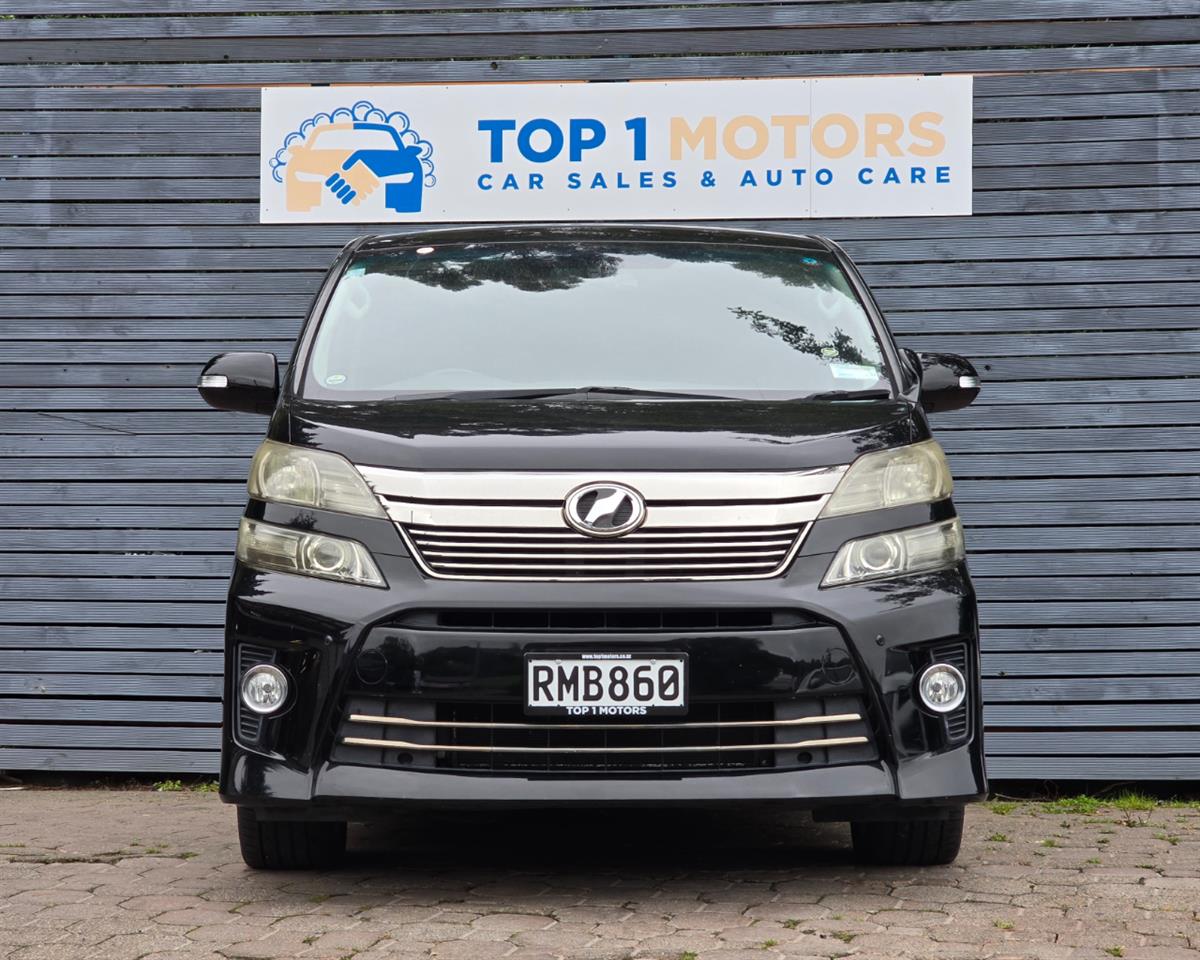 2013 Toyota vellfire