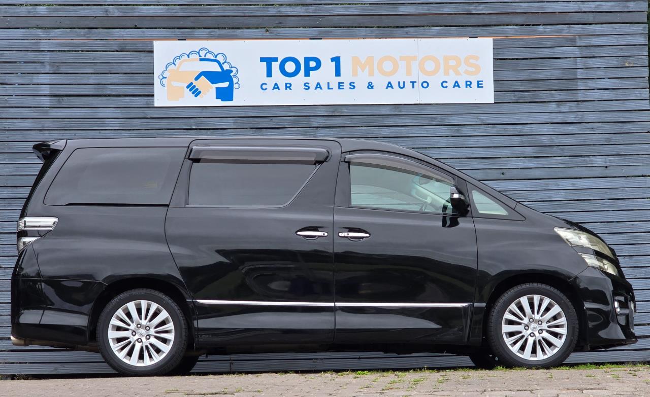 2013 Toyota vellfire
