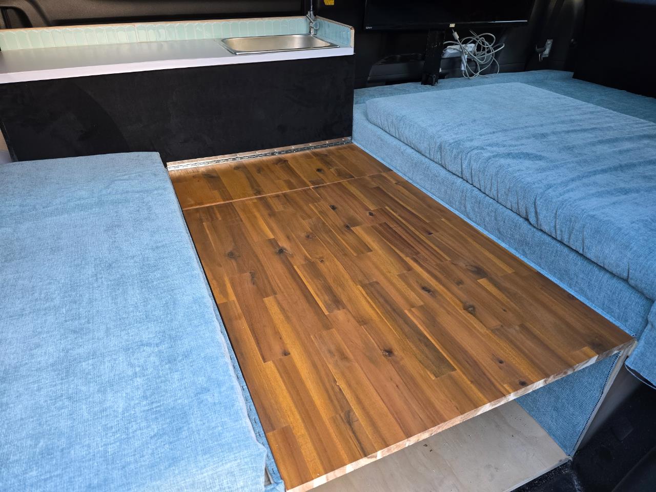 2012 Toyota vellfire